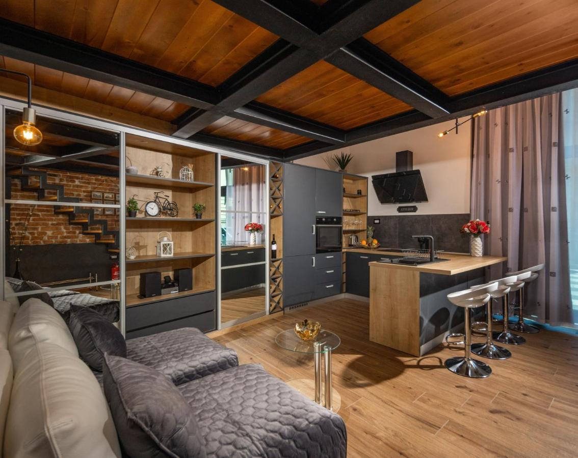 Studio Apartments Atelier Риека Экстерьер фото